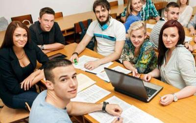 小語種翻譯軟件開發(fā) 機(jī)遇、挑戰(zhàn)與未來趨勢